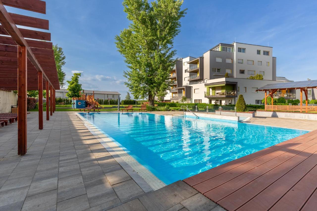 Appartement Admiral Luxury IV Apartman By Bltn à Siófok Extérieur photo