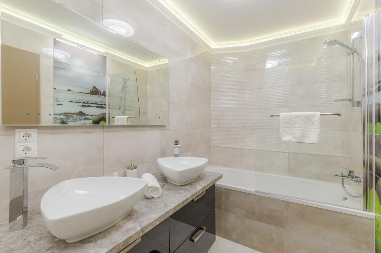 Appartement Admiral Luxury IV Apartman By Bltn à Siófok Extérieur photo