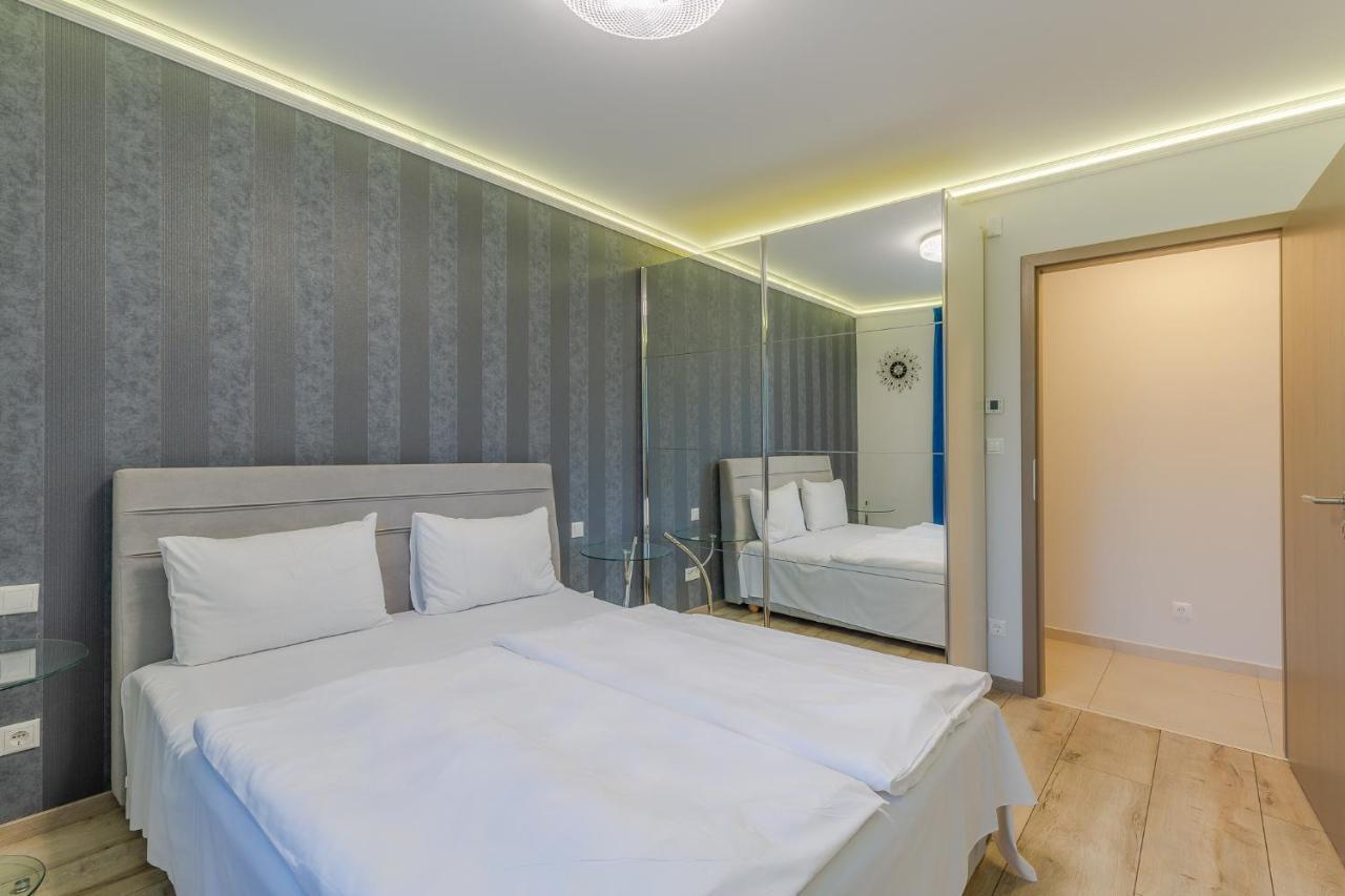 Appartement Admiral Luxury IV Apartman By Bltn à Siófok Extérieur photo